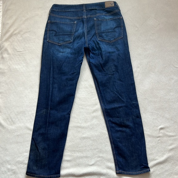 Women’s American Eagle (stretch) Tomgirl Jeans, size 6 regular - Picture 8 of 11